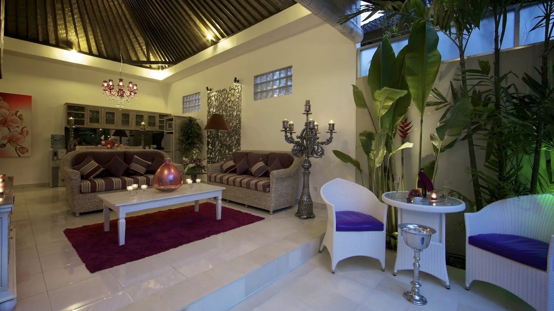 Frangipani Villa Seminyak 0*, Σεμινιάκ