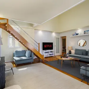 Whome Luxury Penthouse: Designer Decor & Epic Views , Lisbon Portugal