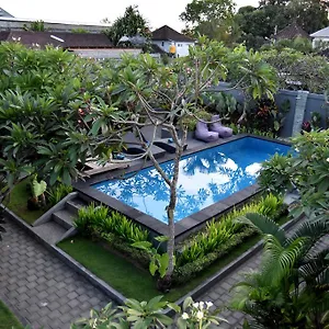 La House Seminyak