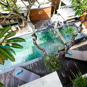 Bugan , Seminyak (Bali) Indonesia